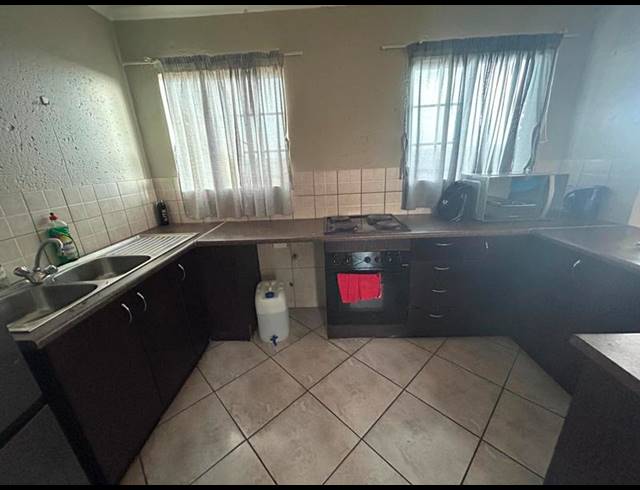 1 BEDROOM APARTMENT FOR SALE IN THE REEDS